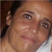 interprete e traduttrice impartisce lezioni